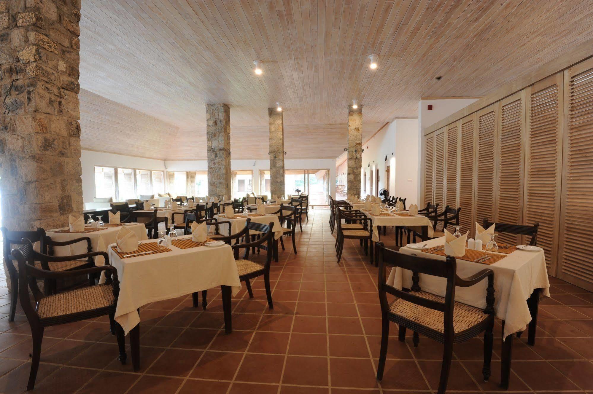 Ekho Sigiriya Hotel Bagian luar foto